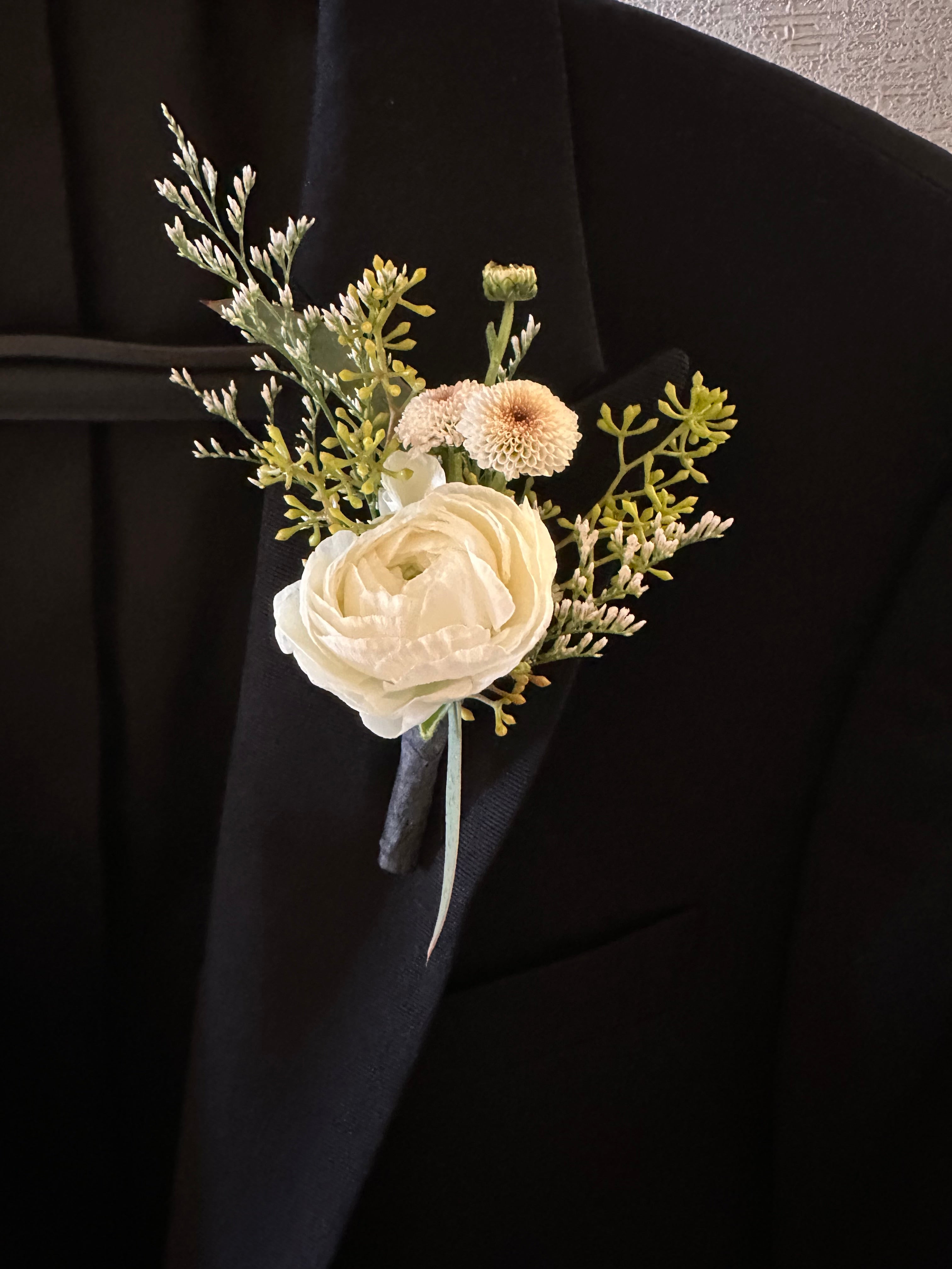BOUTONNIÈRE ACME FLORAL CO.