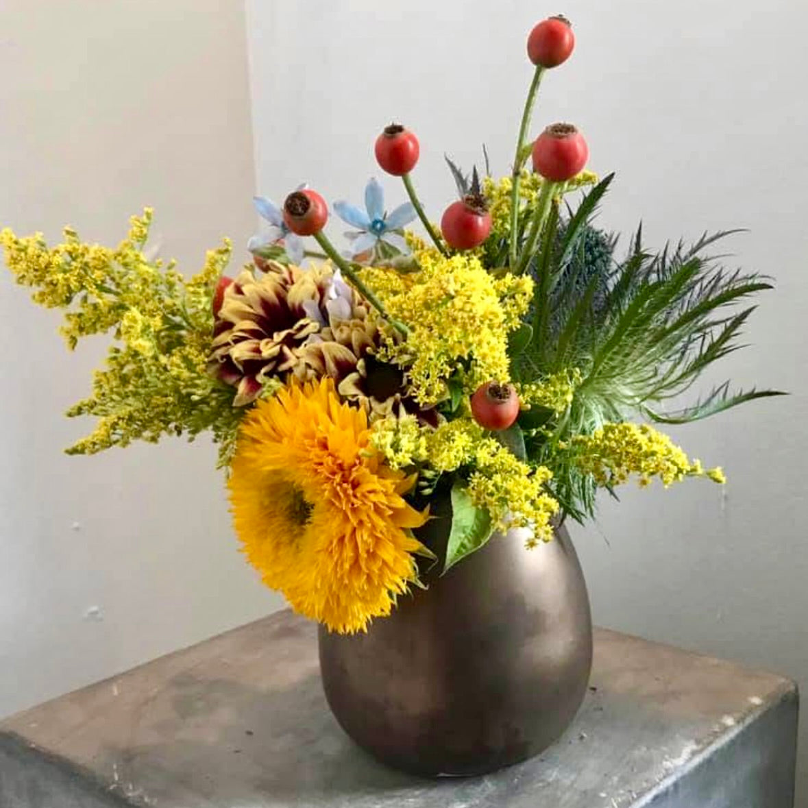 COCKTAIL FLORAL ACME FLORAL CO.