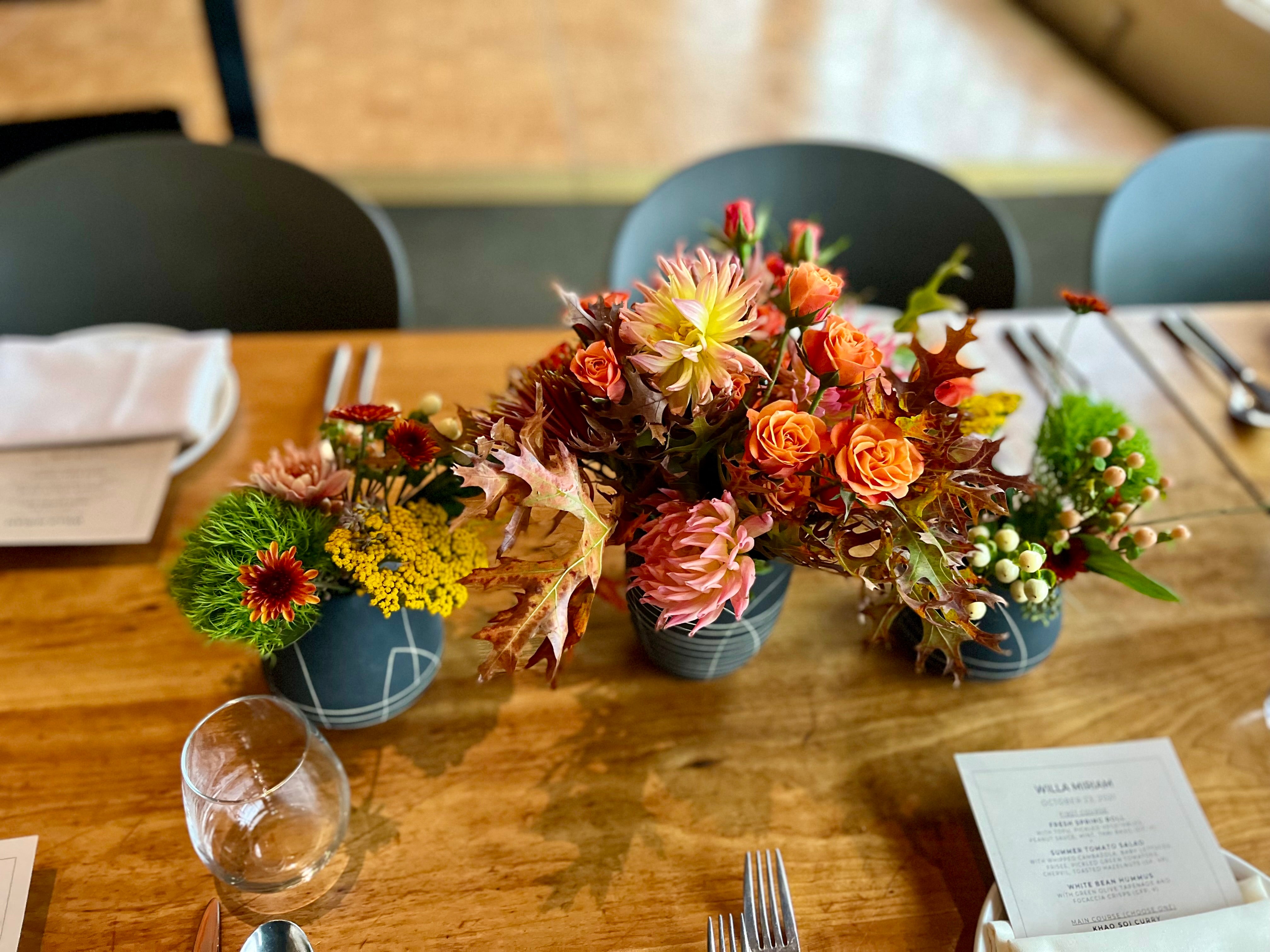 LINEAR TABLESCAPE ACME FLORAL CO.