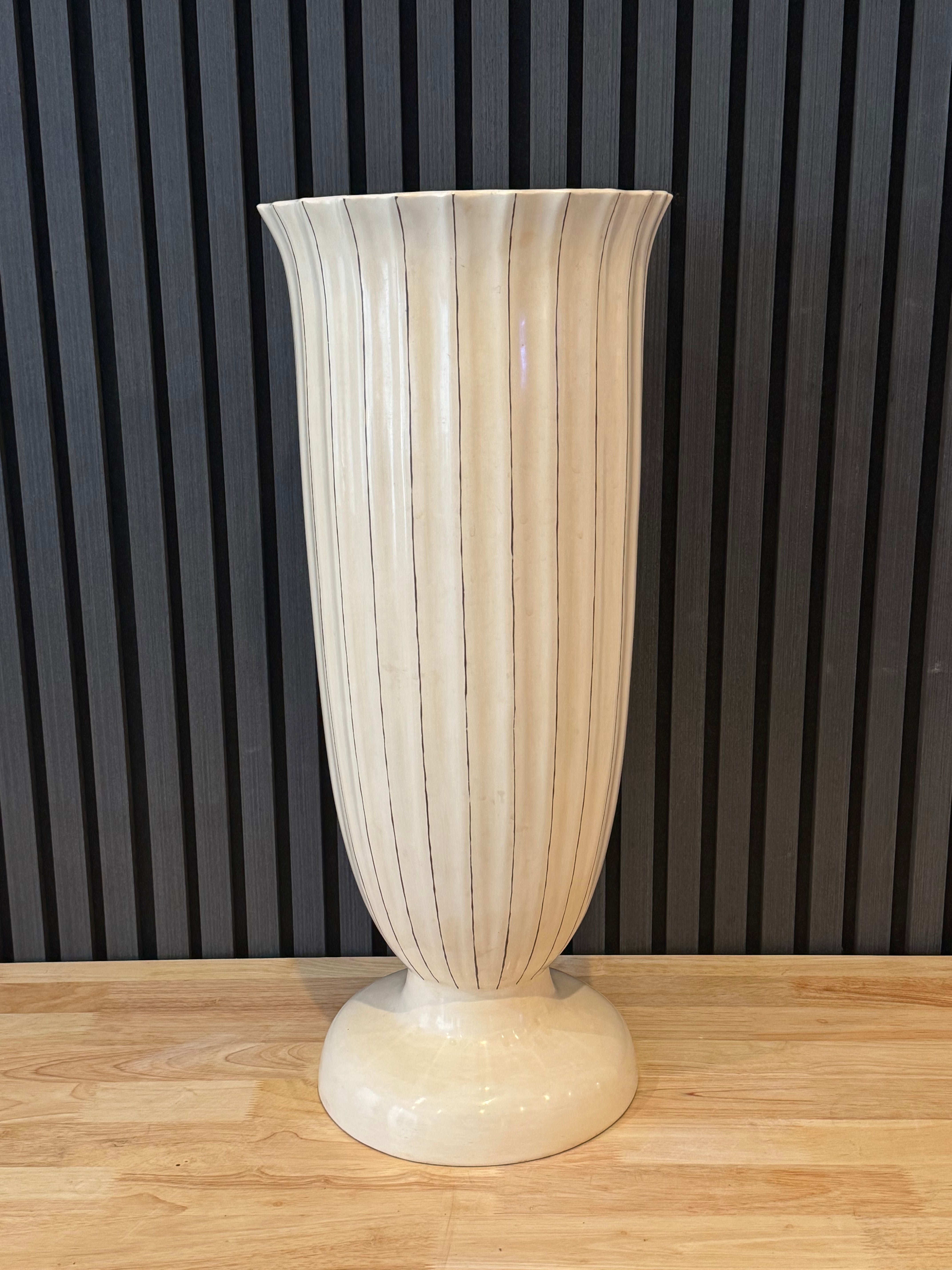 Fluted Goblet Vase in Cream Lacquer by Robert Kuo, Limited Edition Hand Repoussé