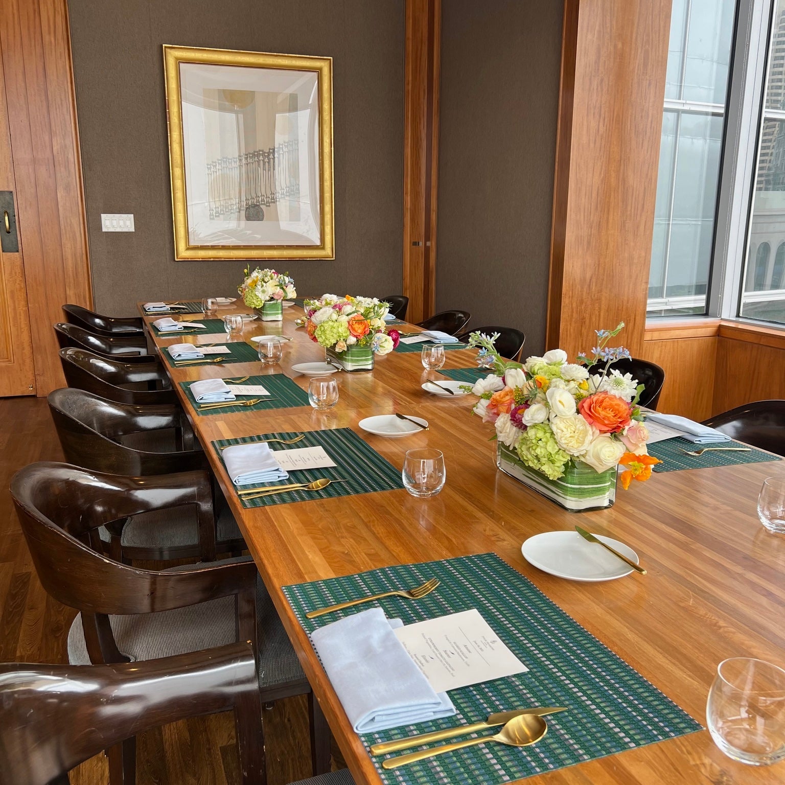 LINEAR TABLESCAPE ACME FLORAL CO.