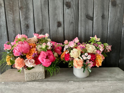 both low and lush in spring colors. sweet pea, mums, anemone, peony, roses and all the love. 