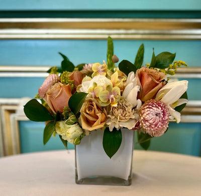 At the Green Room in San Francisco we delivered a luxurious soft toned flower center;eices. peaches, pinks, soft yellows whites, creams